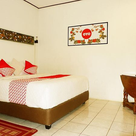 OYO 604 Cemara's Homestay Batu (East Java) Exterior foto