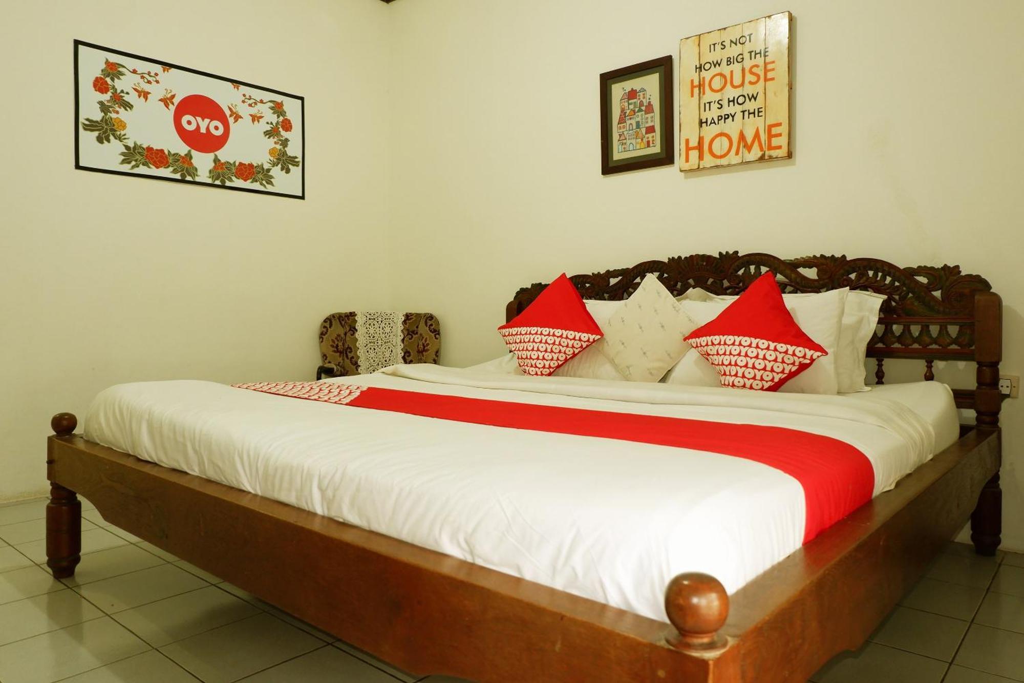 OYO 604 Cemara's Homestay Batu (East Java) Exterior foto