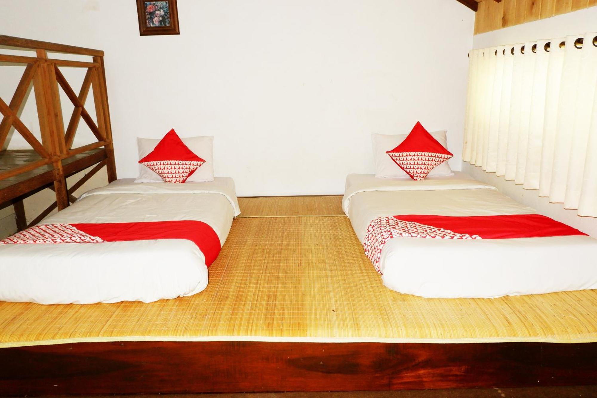 OYO 604 Cemara's Homestay Batu (East Java) Exterior foto